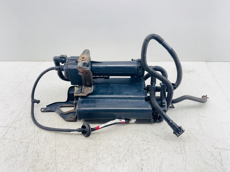 11-14 Lexus CT200h EVAP Vapor Canister Emission Control Assembly 90910-14004 OEM