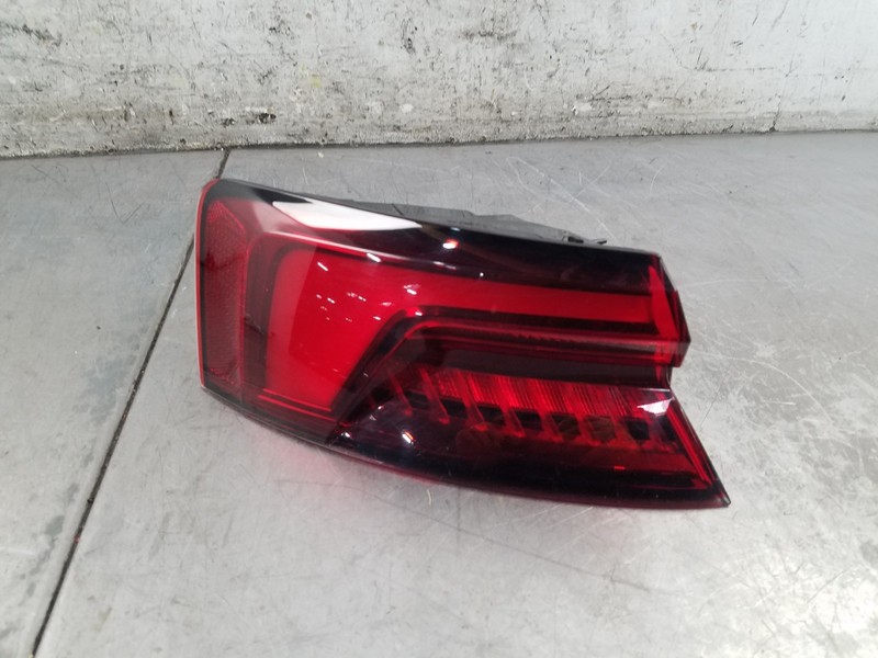 2018 Audi RS5 Quattro F5 Left Driver Outer Tail Light #2200 VV3