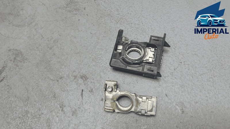 TOYOTA RAV4 2019 - 2025 BATTERY POSITIVE & NEGATIVE TERMINAL CONNECTOR OEM 2PCS