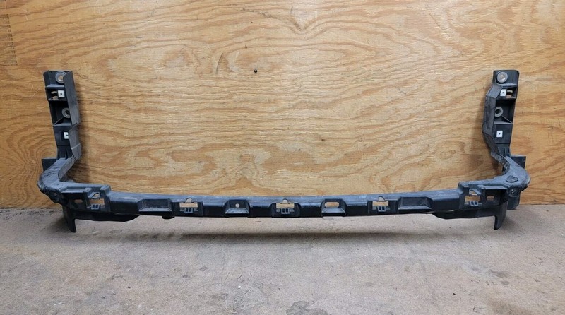 2011-2016 Ford Super Duty F-250 F-350 F-450 Front Lower Grille Reinforcement
