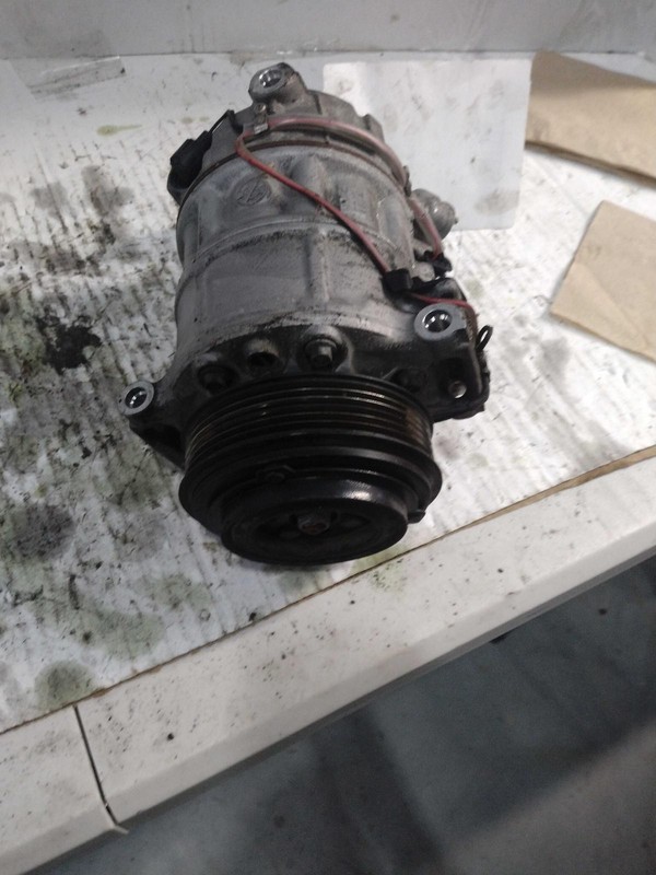 2017 Jaguar XE A/C Compressor OEM Black 48K Miles Warranty NJ25-20976-509732