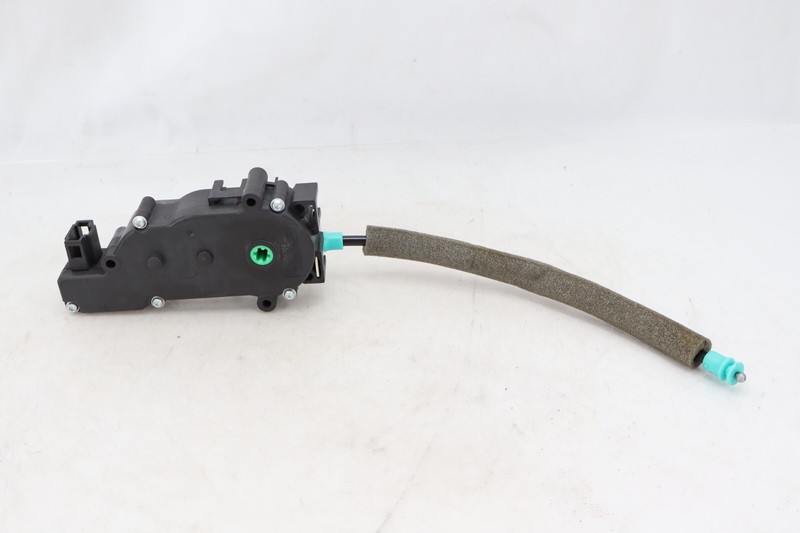 2012-2018 Mercedes CLS550 W218 Rear Trunk Power Closing Lock Latch Actuator OEM