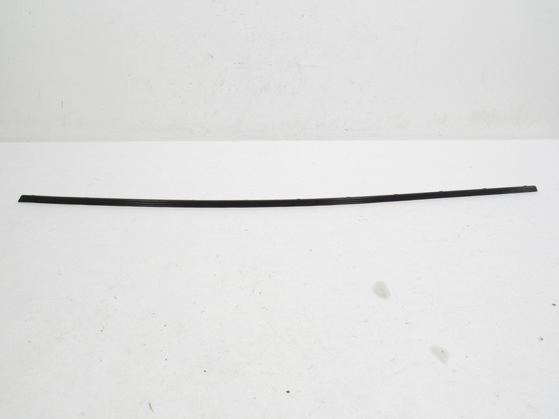 99-04 Ford Mustang GT 1999 Convertible Right Rocker Skirt Molding Trim ;