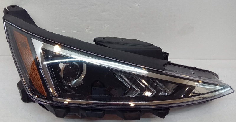 2019-2021 HYUNDAI ELANTRARHHEADLIGHTHALOGEN ASSY OEM PART#92102-F2