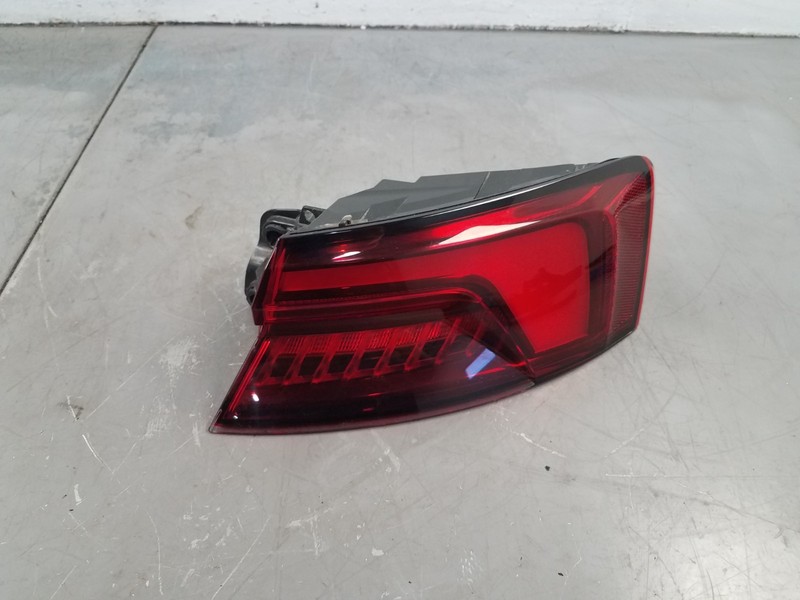 2018 Audi RS5 Quattro F5 Right Passenger Outer Tail Light #4168 E3