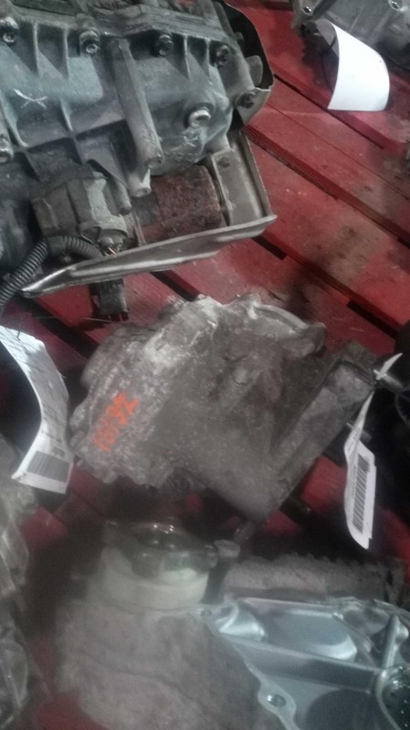 2016 Toyota RAV4 OEM Used Transfer Case Assembly 4WD 123K Miles - Grey