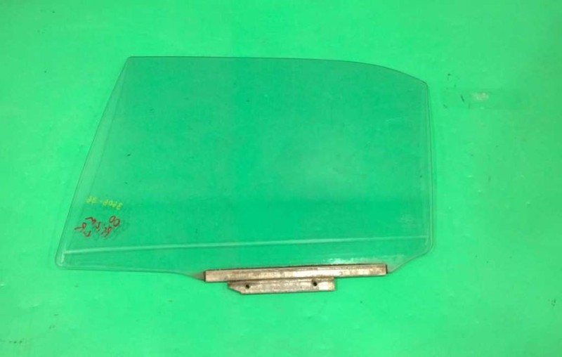98 99 00 01 02 PRIZM DRIVER LEFT REAR WINDOW DOOR GLASS OEM 3606-36