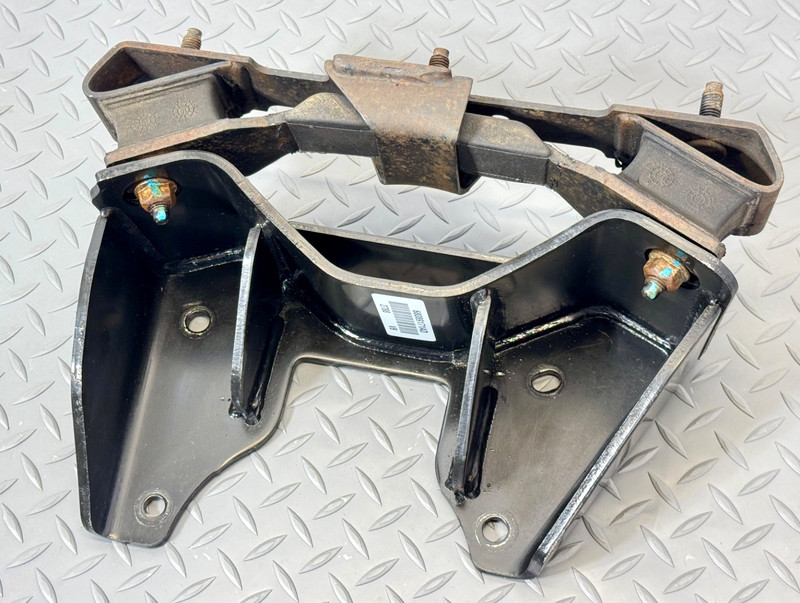 ✅2013-2024 CLASSIC RAM 1500 MOUNT 4x2 BRACKET INSULATOR TRANSMISSION Support OEM