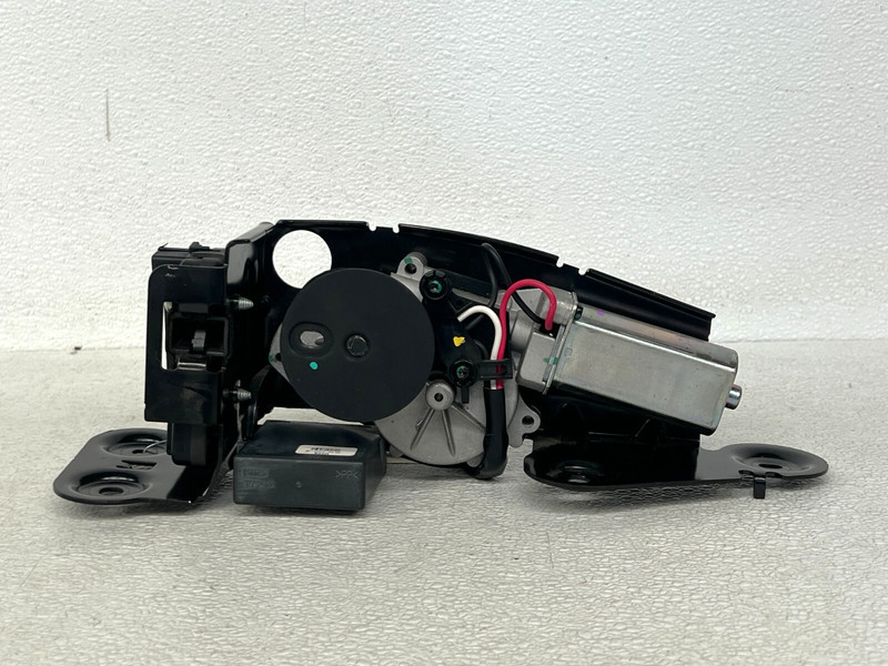 ⭐2015-2017 LINCOLN NAVIGATOR REAR WINDSHIELD WIPER MOTOR W/ MODULE OEM LOT2599