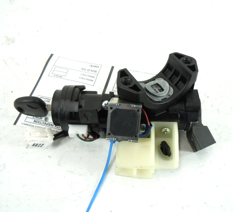 2016-2020 Kia Sorento Conventional Ignition Control Switch W/ Key OEM