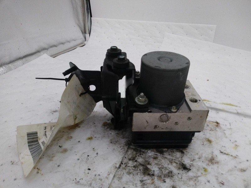 Used ABS Pump and Motor Assembly fits: 2011 Infiniti G37 Assembly Conv RWD w/o a