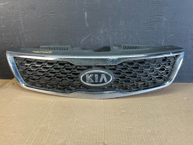 2010 to 2013 Kia Forte Koup Black Front Upper Bumper Grill Grille AC2052 DG