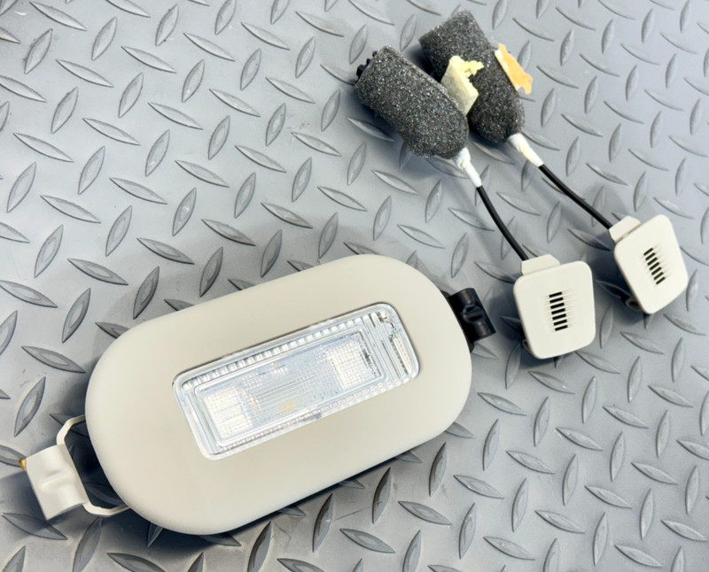 ✅2009-2024 RAM 1500-3500 OVERHEAD LED LAMP COURTESY w/Microphone Audio BEIGE OEM