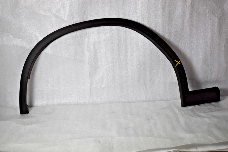 2017 BMW X3 FRONT LEFTSIDE WHEEL FLARE MOLDING FACTORY OEM 5177 139605-14