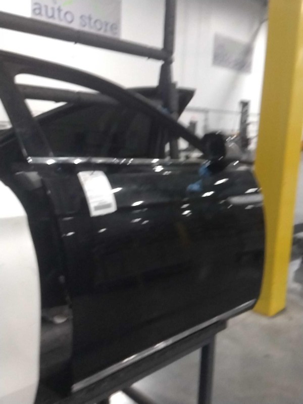 2017 Lincoln Continental Right Front Door Black OEM Used 83K Miles NJ25-25557