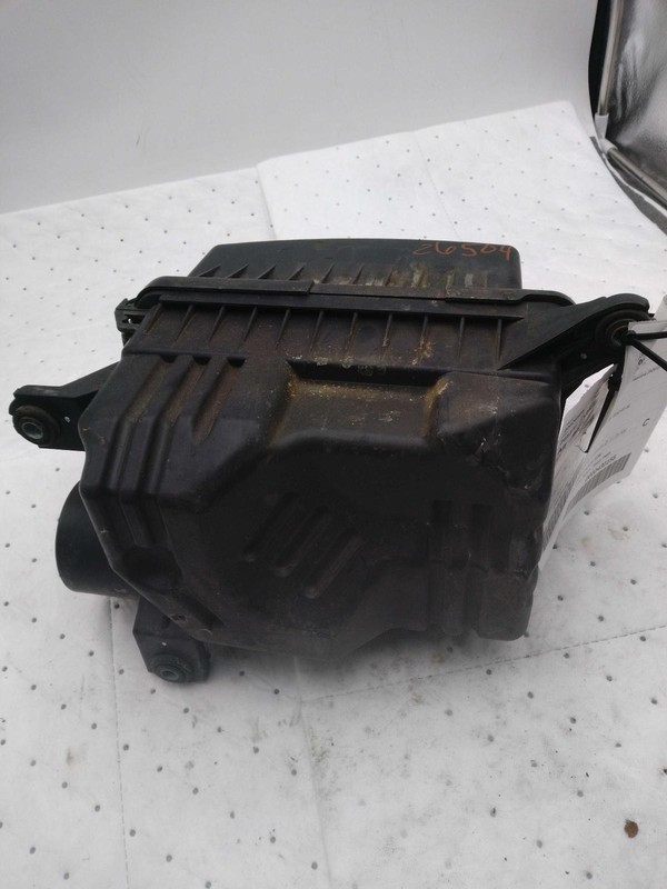 2012 Hyundai Elantra Air Cleaner Assembly OEM 281103X350 Used 145K Miles