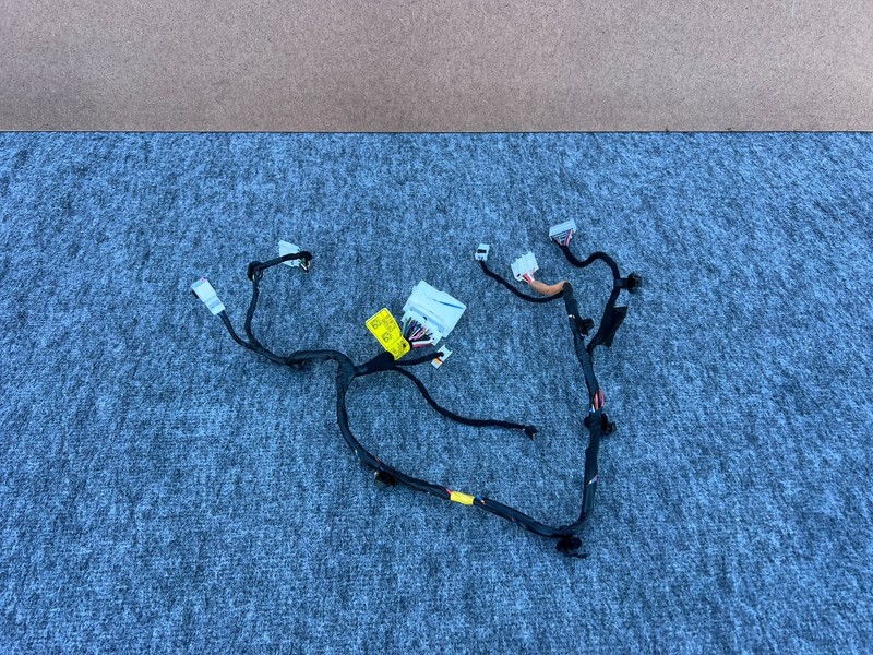 GENESIS GV70 2022-2025 OEM CENTER CONSOLE WIRE WIRING HARNESS 91876-AR550