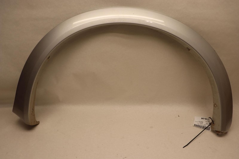 2011-2013 INFINITI QX56 REAR RIGHT SIDE WHEEL ARCH FLARE MOLDING OEM
