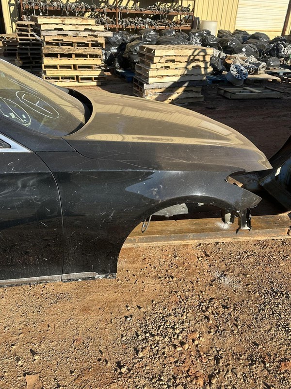 2015-2016 HYUNDAI GENESIS SEDAN FRONT RIGHT PASSENGER FENDER BLACK OEM