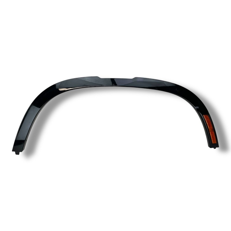2020-2024 Land Rover Defender L663 Front right wheel arch OEM L8B2-16A074-D