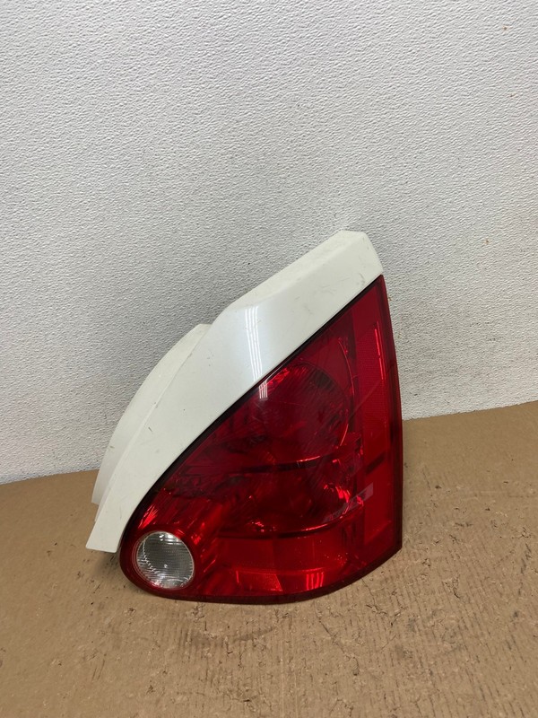 2004 2005 2006 2007 2008 Nissan Maxima Right Passenger Tail Light Oem AD8854 LK
