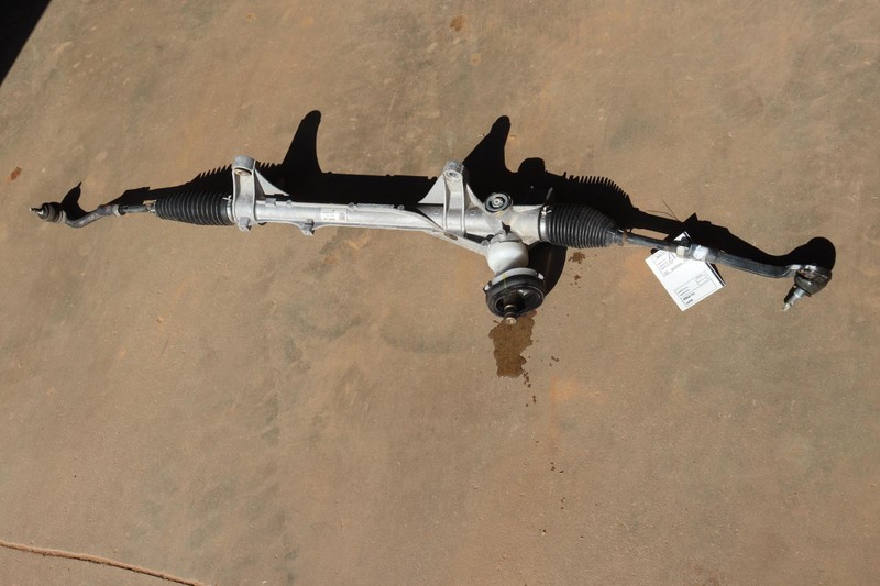 2019-2020 KIA SORENTO FWD STEERING GEAR RACK AND PINION OEM