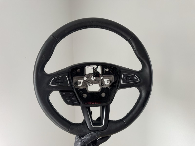 2018-2019 FORD ESCAPE Steering Wheel W Cruise OEM