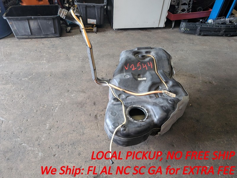 Fuel Tank w/ Filler Neck 2015 Volkswagen Passat 561201055J 2014 2016 2017