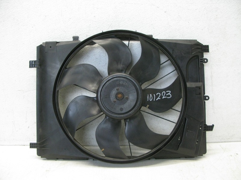 08-20 MERCEDES W204 C300 B E GLK SLC SLK ENGINE RADIATOR COOLING FAN MOTOR 10122