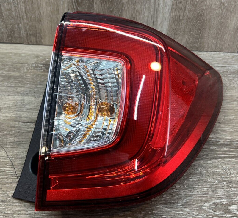 2019-2022 Honda PilotLH TAIL LIGHT ASSY OEM PART# 33550-TG7-A111
