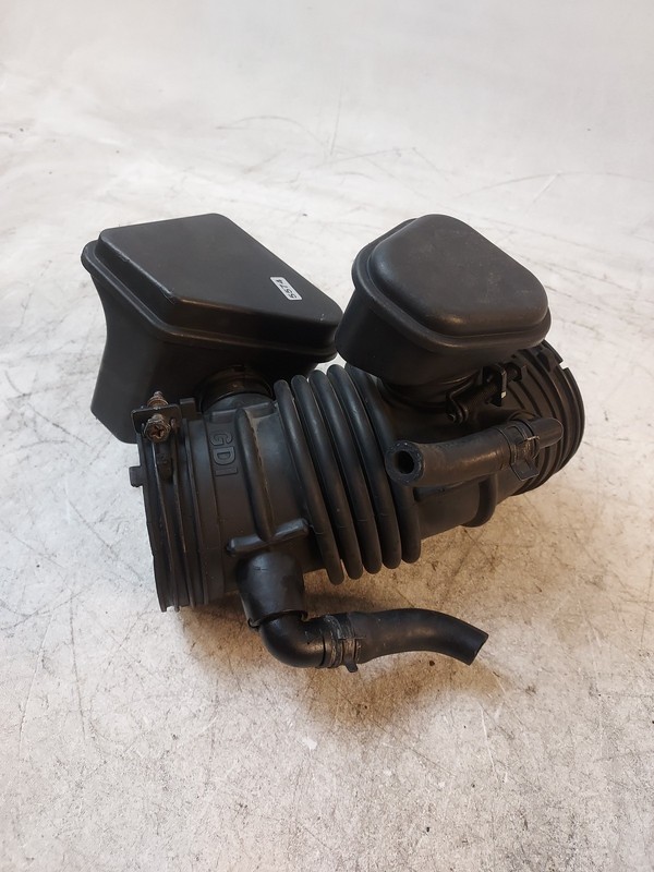 2014 KIA Sorento 3.3L Air Intake Hose Resonator Pipe Tube OEM 28130-2W100