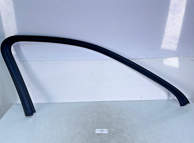 ✅ 11-18 OEM Porsche Cayenne Turbo 958 Front Left Driver Door Frame Trim Cover