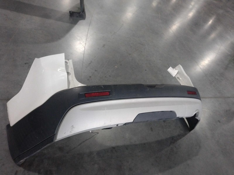 2017 GMC Acadia Bumper Assembly White OEM Good Condition NJ25-21488-529731