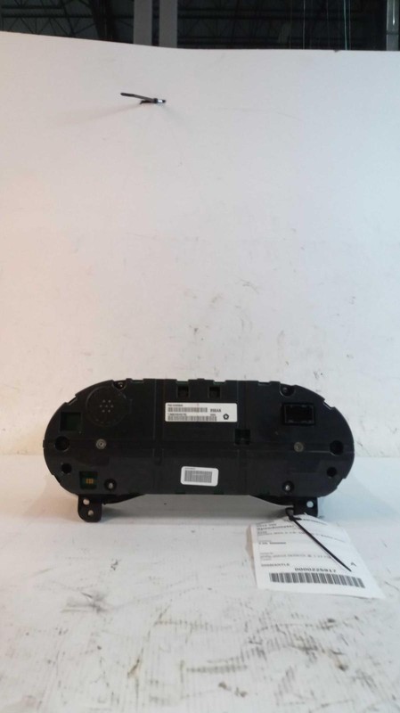 2015 Chrysler 200 Speedometer Gauge OEM White 2.4L 124k Miles NJ25-18663-462401