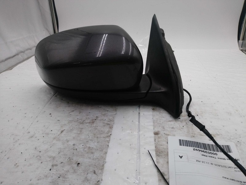 Used Right Door Mirror fits: 2015 Jeep Cherokee Power manual folding painted hea