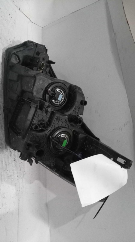 2019 Nissan Kicks Right Headlight Assembly Black OEM 653046 Used 104K Miles