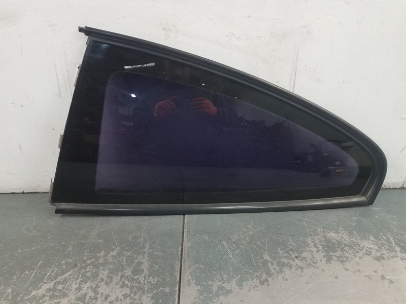2005 Pontiac GTO Left Driver Side Quarter Glass #2371 S1
