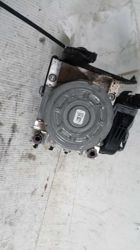 2015 Land Rover Evoque ABS Hydraulic Assembly OEM LR072596 78K Miles Silver