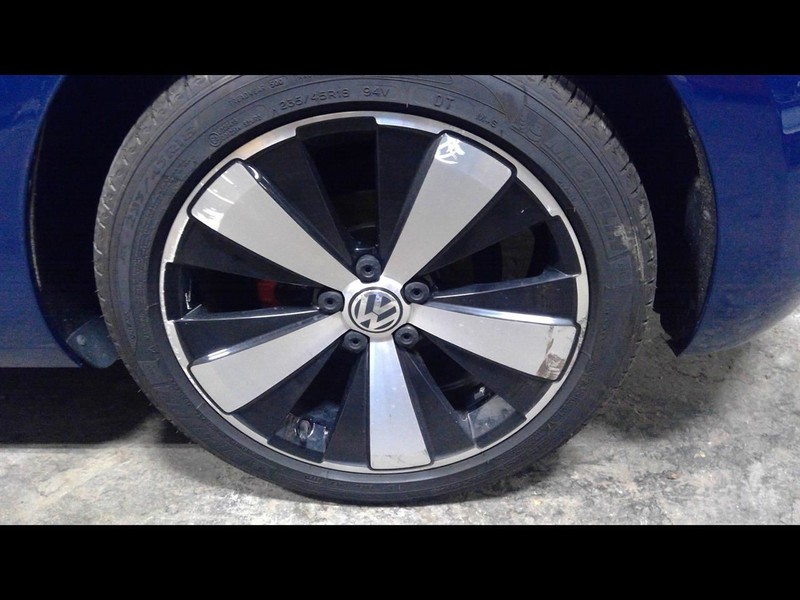 Rim Wheel 18x8 Alloy 5 Raised Spoke Design Fits 12-18 BEETLE 1696628