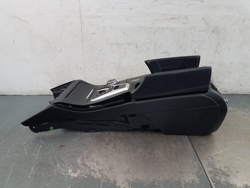 2016 BMW M5 F10 Center Console / Controls / Rear Controls#5793 VV8