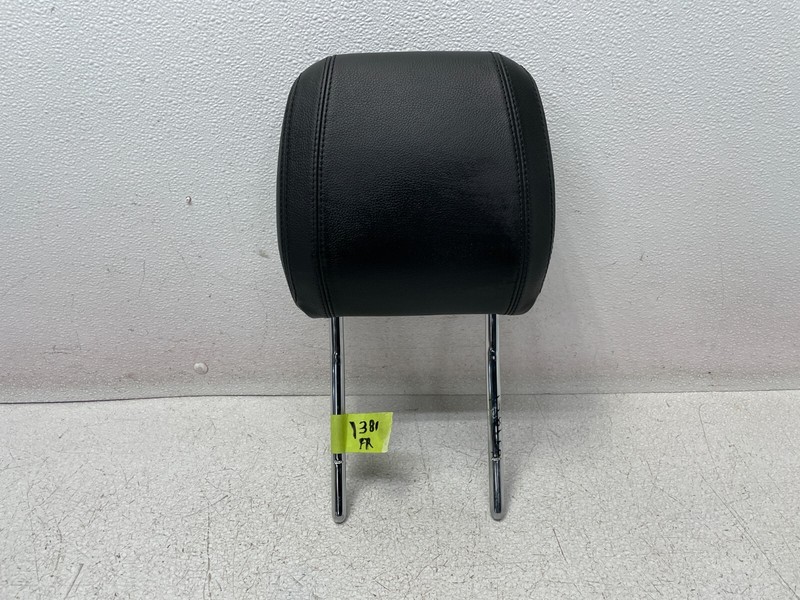 15-19 Land Rover Discovery Sport Front Right Passenger Seat Headrest 1381 OEM