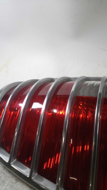 Used Left Tail Light Assembly fits: 2005 Mercury Mountaineer quarter panel mount