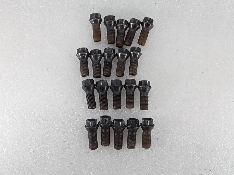 2017-2025 BMW M550i G3 650i Wheel Rim Lug Nut Bolts Set 36136890324
