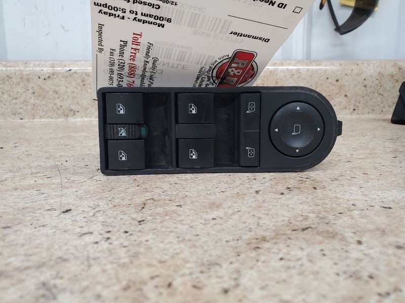 Driver Front Door Switch Driver's With Power Liftgate Fits 08-09 ASTRA 304440