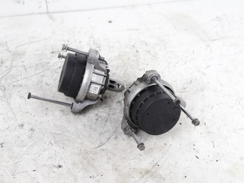 11-17 BMW F01 F07 F10 F13 535I 640I 740I RIGHT PASSENGER ENGINE MOUNT OEM