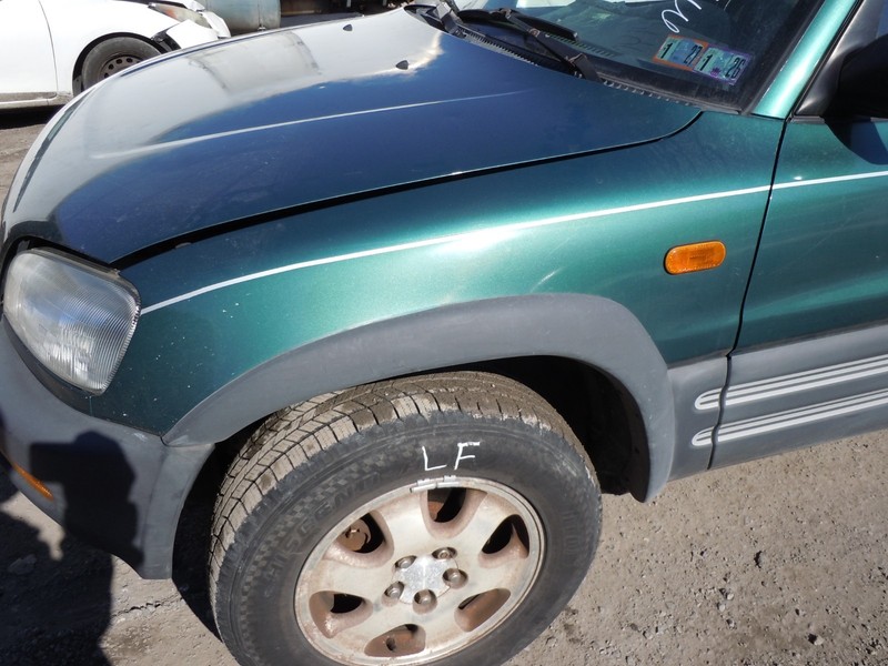 1996 1997 Toyota RAV4 Fender Driver Left LH 6N5