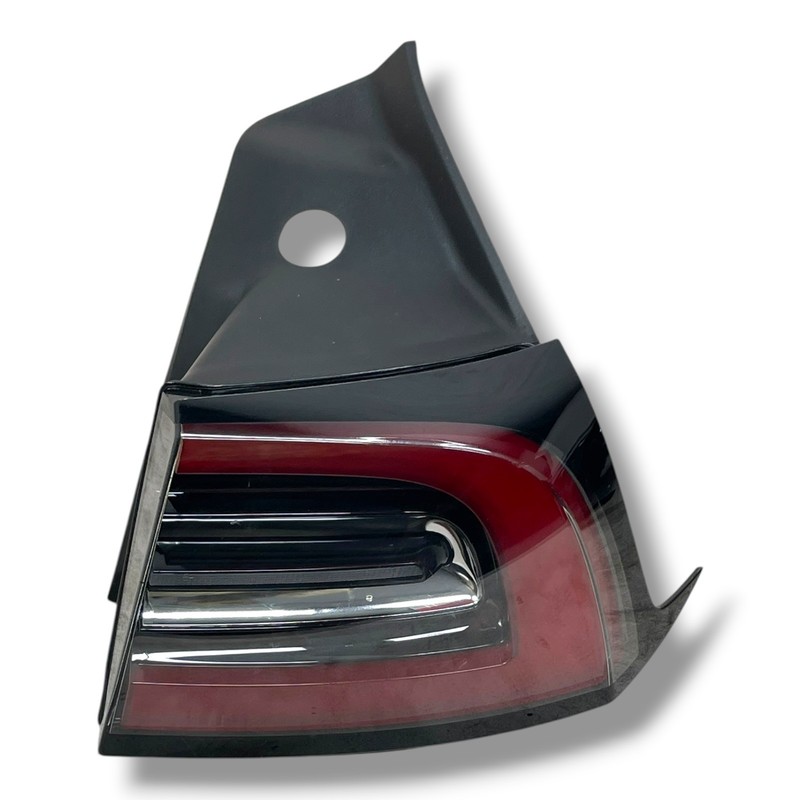 2017-2023 Tesla Model 3 Model Y Rear Right Outer LED Tail Light Lamp 4-Pin OEM