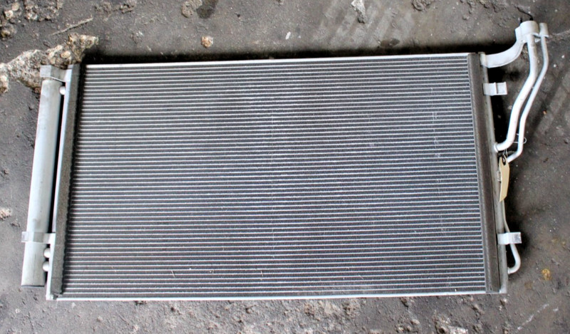 2012-2014 Hyundai Azera AC Condenser GENUINE 976063R000 OEM