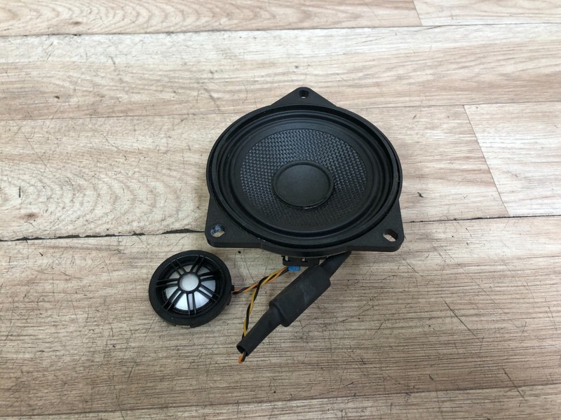 BMW F01 F02 740 750 760 OEM REAR L OR R SIDE DECK SHELF SPEAKER SYSTEM 09-15 4