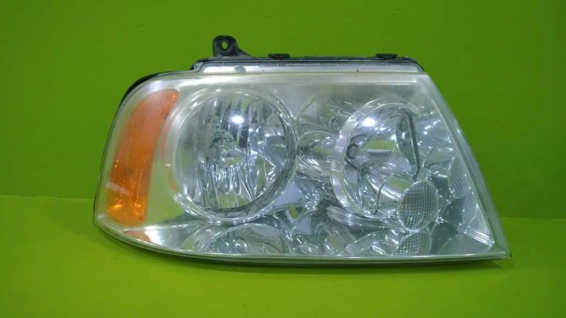 03 04 05 06 LINCOLN NAVIGATOR PASSENGER RIGHT HEADLIGHT LAMP OEM 3086-70